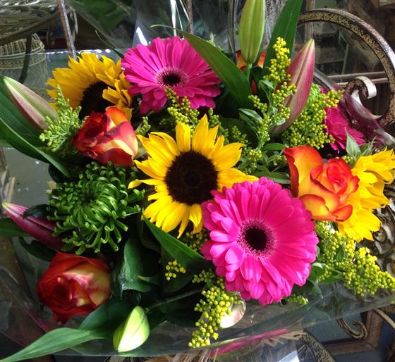 Bright and Cheery Greensleaves Florist Stamford